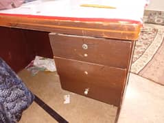 office table for sale urgent