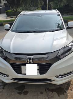 Honda vezel z sencing model 2016 for sale in islamabad