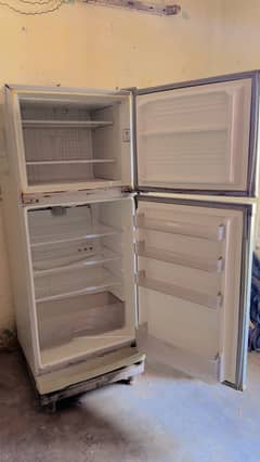 Dawlance Refrigiator