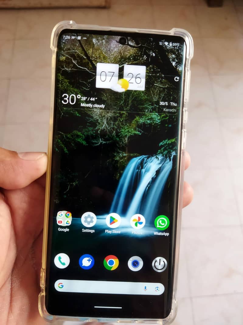 Sharp Aquos R6 single sim unlock 10/10 condition 1