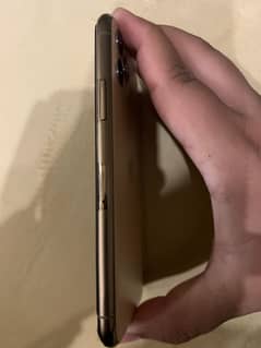 iphone 11 pro PTA APPROVED