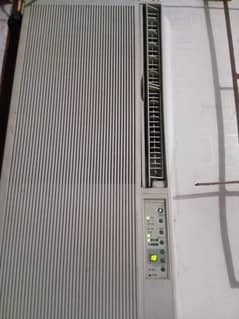 portable ac for sale in good condition