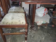 Dinning table for sale (6*4)