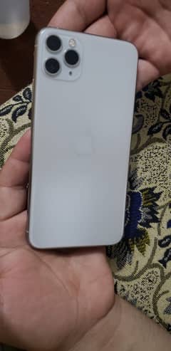 11promax pta approved dual physical sim 256 gb 82 BH 10/10 waterproof