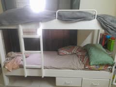 bunk bed