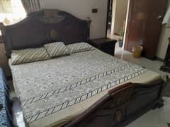 king size bed set condition used