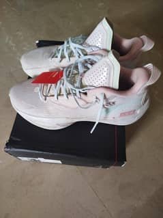 Li-Ning