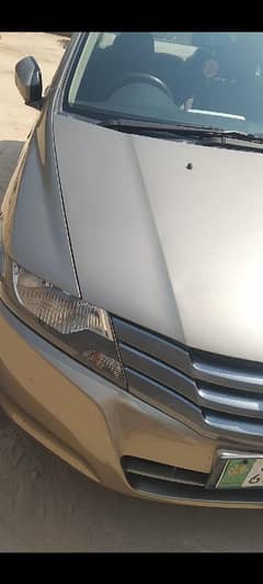 ہونڈا سٹی 2013 ماڈل ٹوٹل جینون لوکیشن ضلع بکھر فون نمبر 03338055954