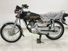 HONDA CG-125 SELF START MODEL 2022
