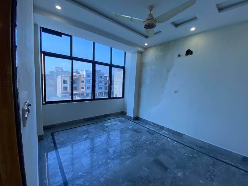 Second Floor Beautiful Flat in Neelam Block, Dc colony Gujranwala. 5