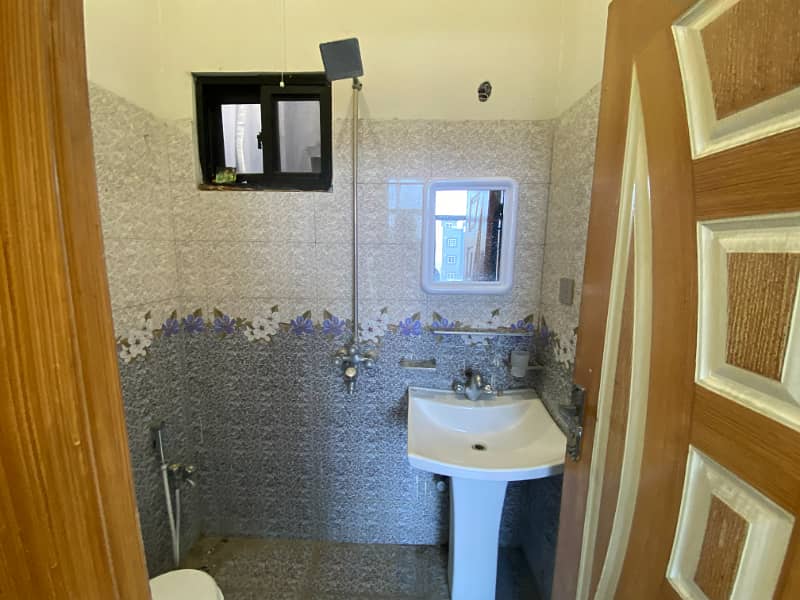 Second Floor Beautiful Flat in Neelam Block, Dc colony Gujranwala. 6