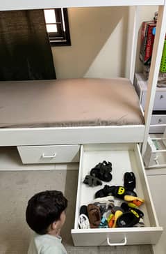 bunk bed
