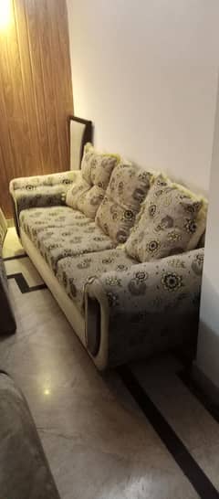 sofa for sale 25000rs