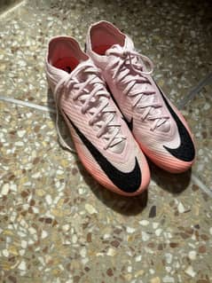 Nike football boots size uk 9