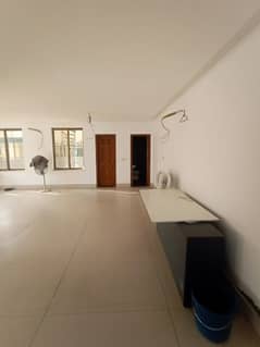 For Office 10 Marla Brand New Hall Available For Rent