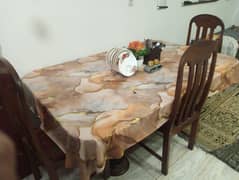 one Table with 4 Chairs Urgant Sell