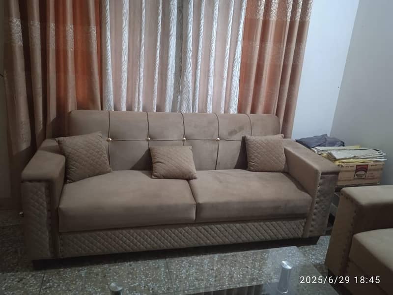 slightly use very good condition 5 sofa set 1
