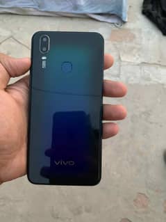 vivo y11 3gb 32 gb