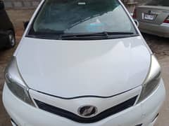 Vitz Pearl White Push Start 2011