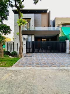 10 Marla Modern Designs House For Sale in DHA LAHORE Phase 7