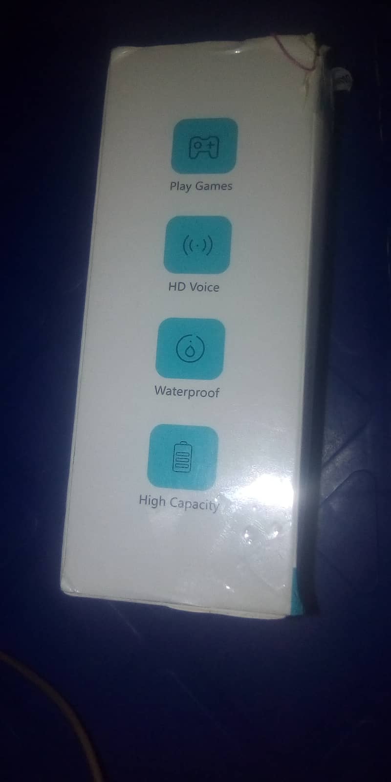 Like new M28 earpods only box open only one issue check description 3