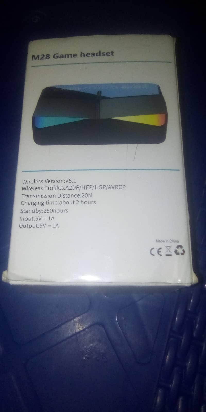 Like new M28 earpods only box open only one issue check description 5