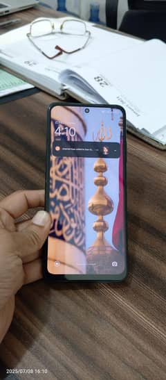 Hi I am selling my phone Redmi note 11 4/128 original charger with box