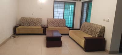 7 Seater Sofa with center Table