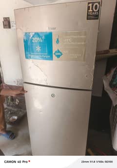 refrigerator  lush conditioncondition hiere