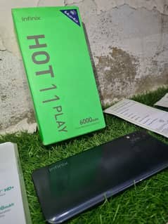Infinix Hot 11 play 4/64 with box 10/9
