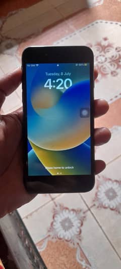 IPHONE 8