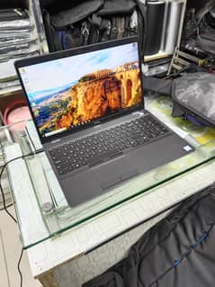 Dell latitude 5500 8+256 8th generation