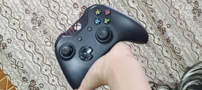 XBOX ONE X 1 TB
