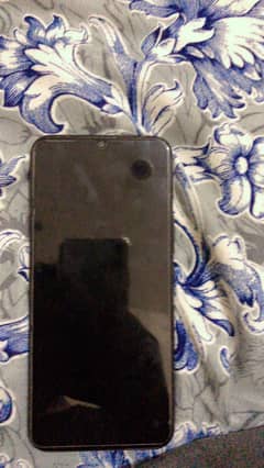 3+32 no box only set back camera blur thora sa no any fault