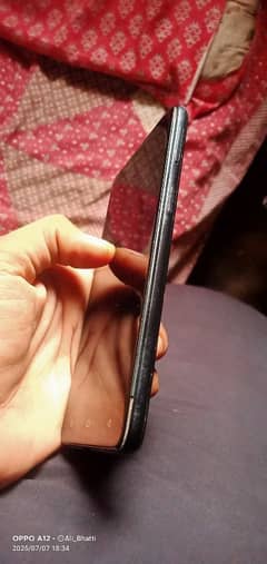 Mobile phone On ha ok condition me ha