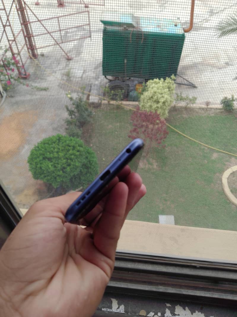 6month use . no scratch good condition 3