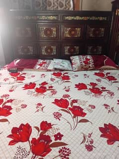 bed dressing table almari show case