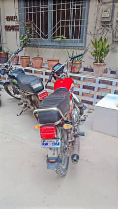 Hunza 70 bike