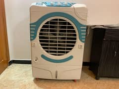 full size room cooler really good air throw only 1 month used