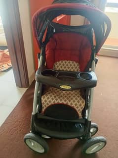 Graco Pram Foldable & washable Good Condition Made in Dubai