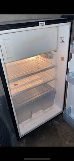 Dawlance Mini Refrigerator