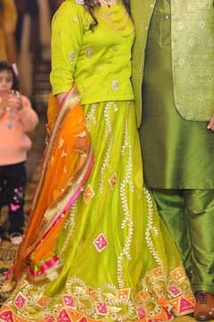 Mehndi lehnga