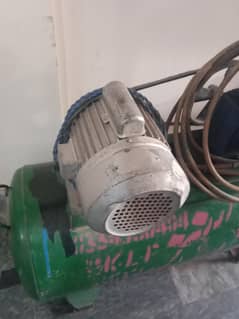 Air compressor