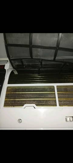 Hair ac 1 ton urgent for dale