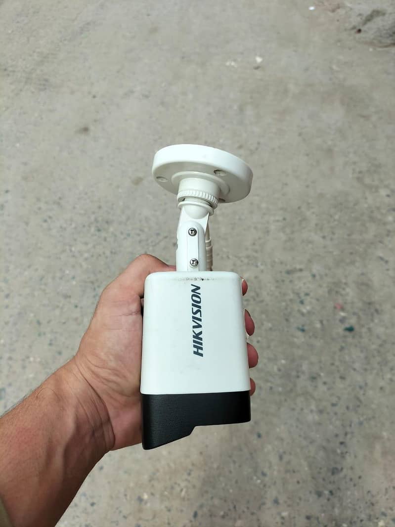 Hikvision Camera and Ethernet Switch 2