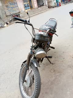 Honda prider 100 cc