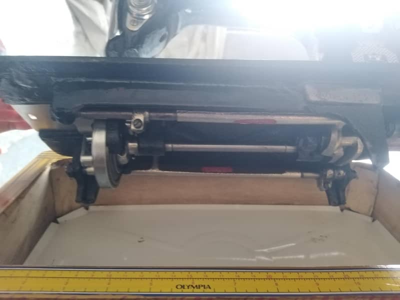 OLYMPIA SEWING MACHINE. 2