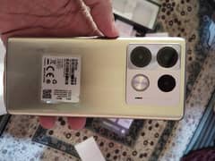 NOTE 40 PRO PLUS