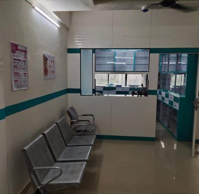 deceptionist job available for female