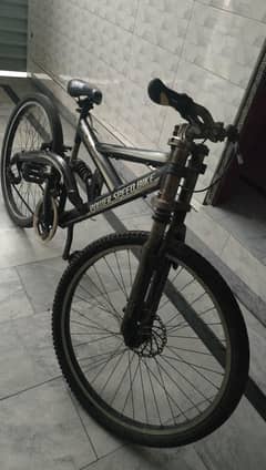 A bicycle should be concise, attention and grabbing